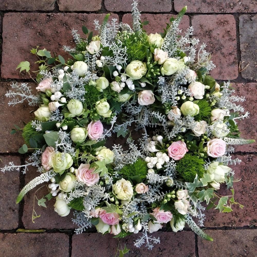 Pastel Wreath — Edith Wilmot, Bristol