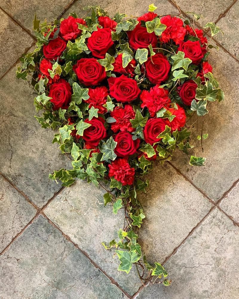 Red Heart With Ivy — Edith Wilmot, Bristol