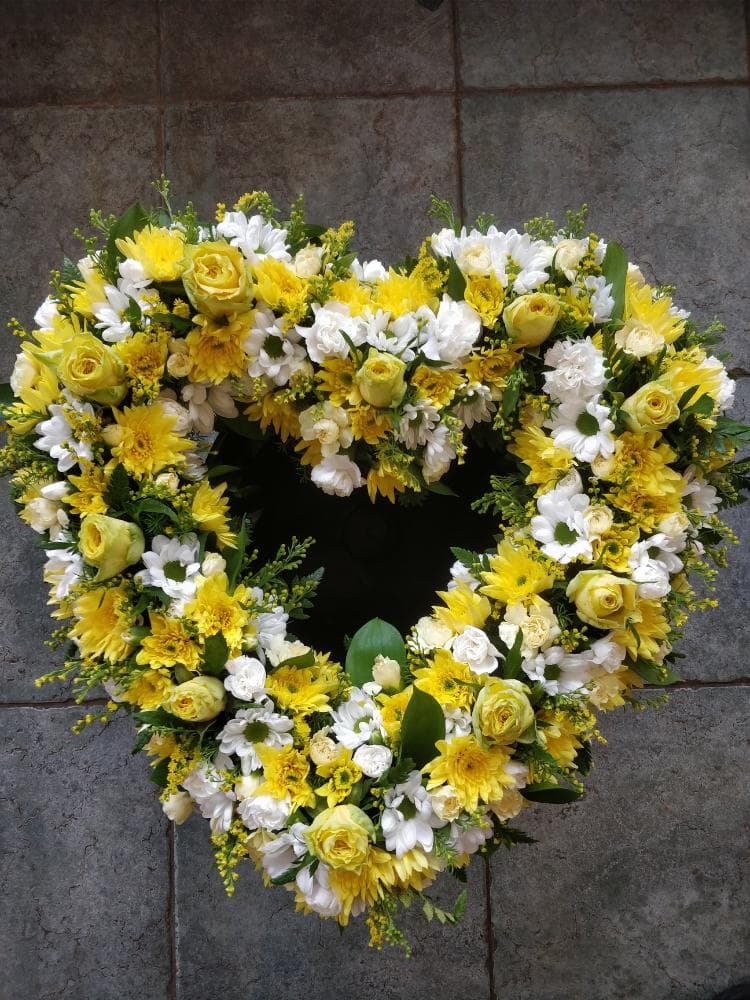 Yellow And White Heart — Edith Wilmot, Bristol