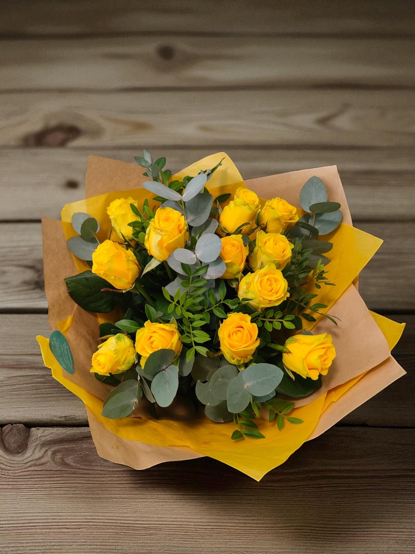 Golden Promise   Dozen Yellow Roses
