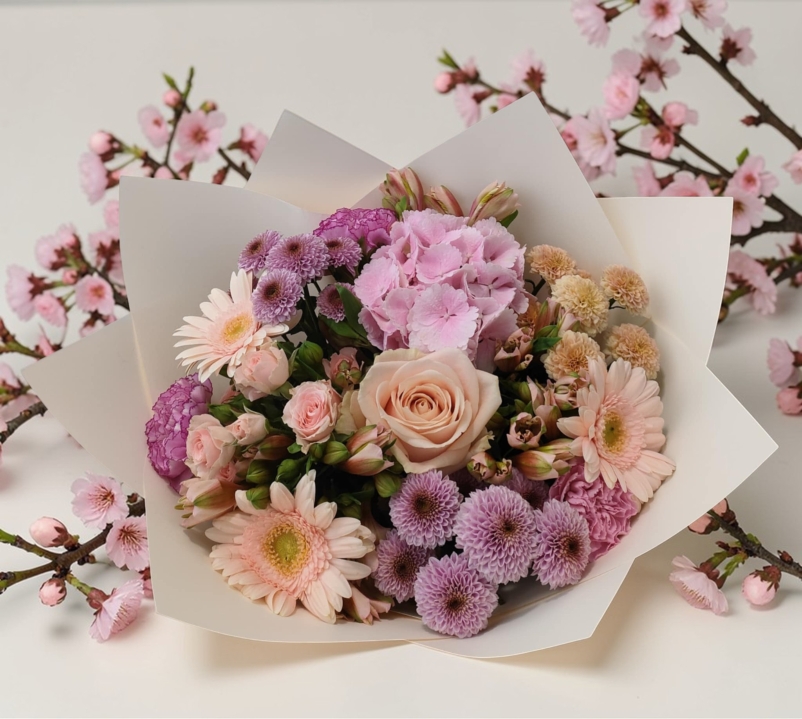 Mother’s Day Peach & Blush Hydrangea