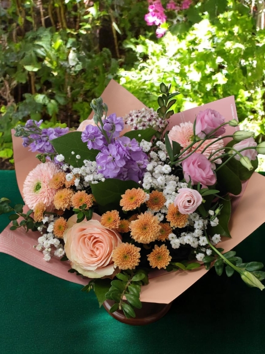 Pastel Elegance with Gold Rose