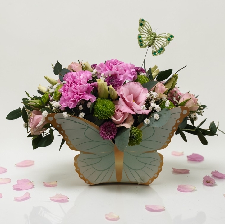 Mother’s Day Fluttering Blooms