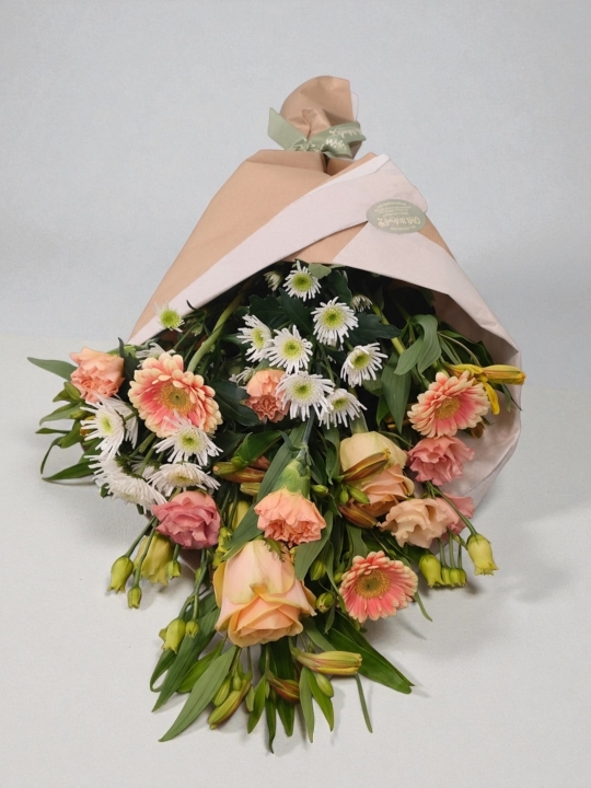 Amber and Ivory   Autumn Gift wrapped Bouquet
