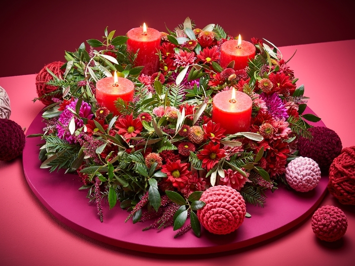 Crimson Holiday Wreath