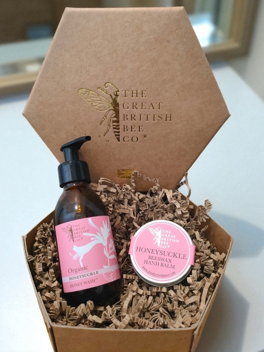 Organic Honey Wash & Beeswax Hand Balm Gift Set