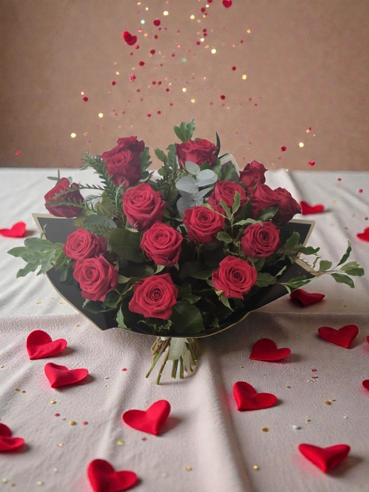 Valentine’s Eighteen – 18 Red Roses